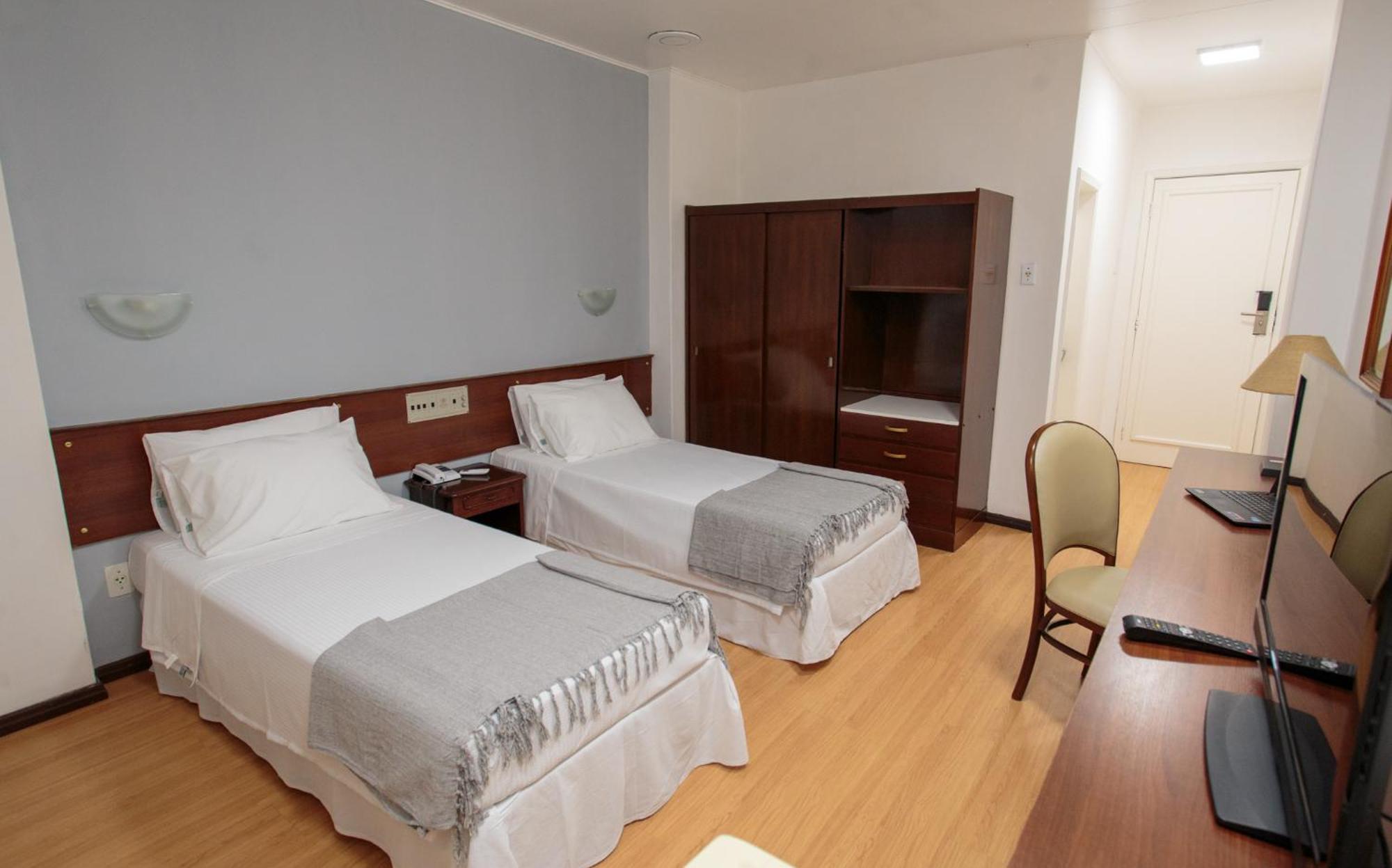Hotel By Fast10